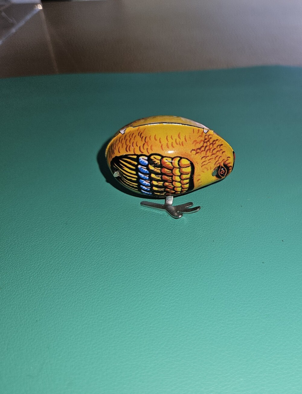 Vintage Tin Wind-Up Yellow Bird/Chick Toy. Works But Needs Key